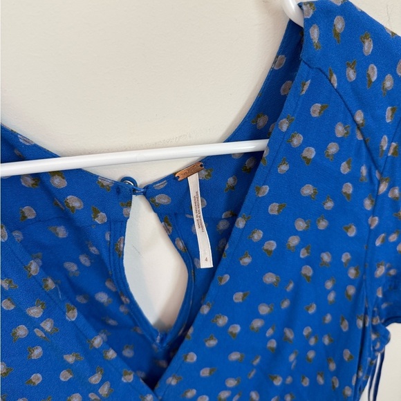 Free People Mia Jumpsuit Blue Flare V Neck Size 4 - Picture 3 of 3